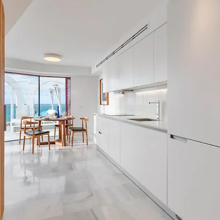 Tower Suites By Upper Luxury Housing - Parque Santiago